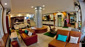 OMG Hotel - Image 3