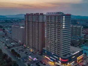 YiYueShangHe Hotel (Linqu Quanfu yuan Zhongbai building shop - Image 4
