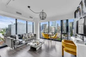 Bellair Yorkville - Image 2