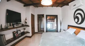 3 Palmeiras Guest Lounge - Image 2