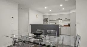 Exclusive Stays - Southgate - Image 4