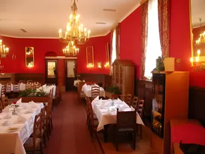 Hotel Zamek Pułtusk Dom Polonii - Image 4