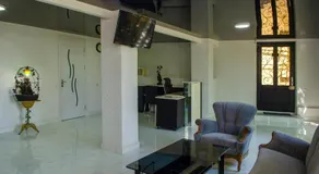 Hotel S.R - Image 5