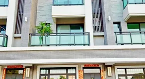 Beauty Chen's House #2 - Image 4
