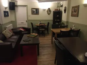 The Hollies Inn - Image 2