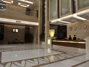 Days Hotel by Wyndham Shenzhen Sanlian - Image 3
