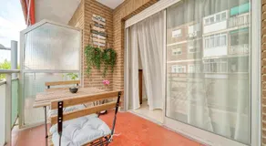B CasaCafé Madrid Pozuelo 2 Baño Fuera de la habitacion o COMPARTIDO - Image 5