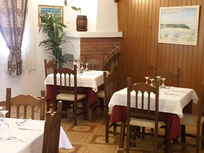 Hostal Las Acacias - Image 5
