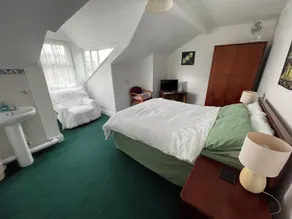 Victoria Inn - Image 2