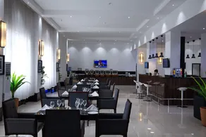 GreenPoint Hotel - Image 5