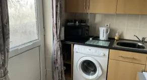 1st Floor Hillview 2 bedroomed Central Location No pets - Image 4