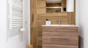 Chambre parentale spacieuse - Image 3