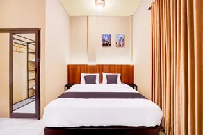Dancenter De Orchids Hotel - Image 2