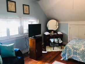 Six Acres Bed & Breakfast - Image 2