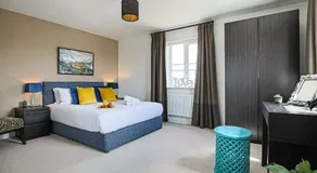 Premium 4 large double bed townhouse in Bicester, next to Bicester Village - Image 2