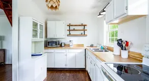 Shenandoah mountain cottage w hot tub & fire pit - Image 3