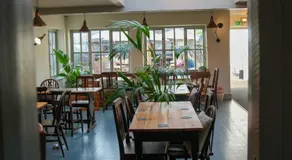 The Chequers Inn, Thornham - Image 3