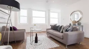 Large Three Bed Duplex Camden - Image 2