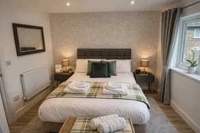 Bridge House | 1-Bed with Parking - Image 3