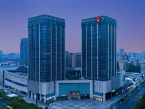 Radisson Red Hotel Haining - Image 1