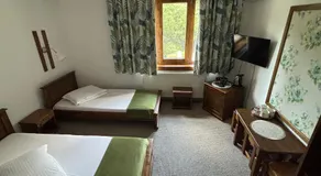 Csíki Határ Fogadó/ Hanul Hotarul Ciucului - Image 2