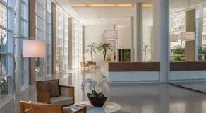 Studio moderno em condomínio de luxo pé na areia - Image 3