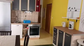 Grebaville Apartment - Image 5