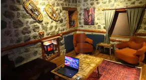 MiNKA HOUSE - Image 3