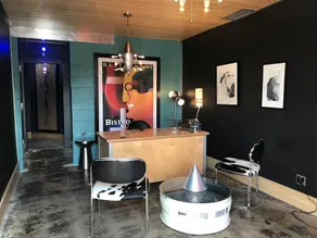 The Hangar Lofts Hotel - Image 3