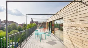 Josephine's Guesthouse - WOMEN ONLY with rooftop and community area - Image 2