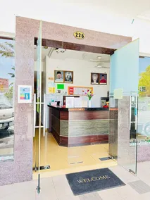 Rainbow Hotel - Image 4