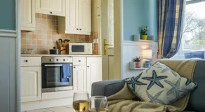 South Devon - River Dart Views - Free Parking - Pet Friendly - Image 3