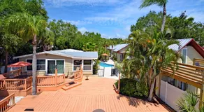 Siesta Heron Suites & Villas - Image 5