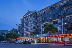 Hanting Hotel Fenghuang Ancient City - Image 5