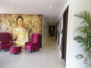 RAJLAXMI HOTEL - Free Airport Pickup and Drop - Image 4