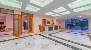 Matthias Hotel Apartments - Image 3