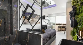 Mask off room - Image 2