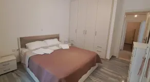 Lila Central Apartment 5 Min Walk to Port and Beach - Image 2