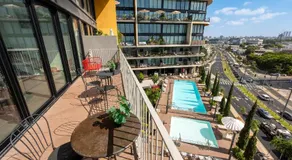 Mr Elifelet View with a Pool Neve Tsedek - Image 4