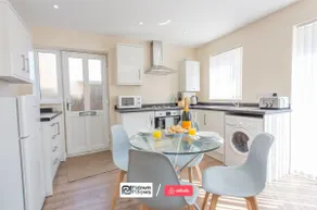 Pinnocks Lodge Apartment 31a - Image 3