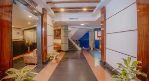 Om Shiv Hotel Formerly The Treat Hotel - Image 2