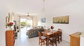 LefKon Cottage Coral Bay - Image 3