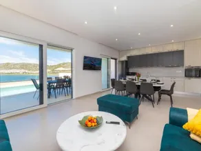 Familiy Villa Navis with heated pool - Image 5