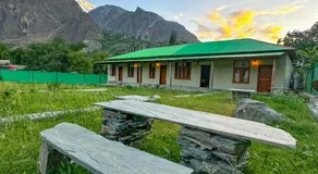 The Hermes Hotel & Backpackers Hostel - Image 3