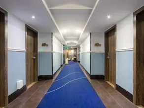 Time Inn - Image 3