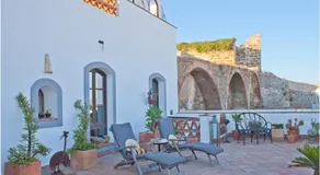 Darcilla Guest House - Image 2