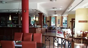 Hotel Restaurant Am Pfauenhof - Image 2