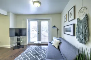 Capitol Hill Luxury Apartments - Image 2