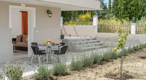 Irene Luxury Apartments - Image 4