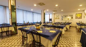 Hotel Ausonia B&B RiMiNi - Image 4